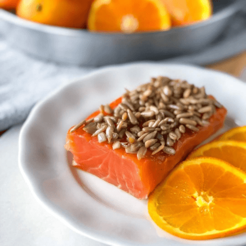 salmón ahumado con semillas y cítricos