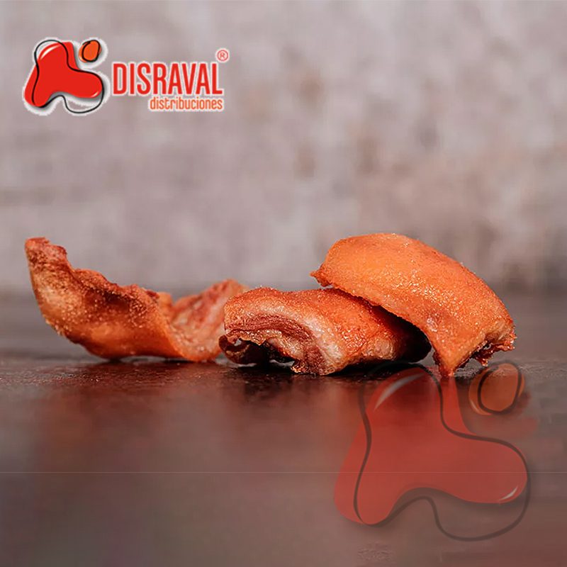 Chips de torrezno de cochinillo segoviano para freír. Crujientes y sabrosos. Bolsa 400 g. Ideal para tapas y hostelería.